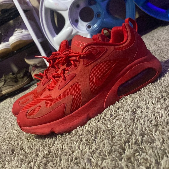 slightly worn red nike air maxes. size 9.5 - Picture 1 of 3
